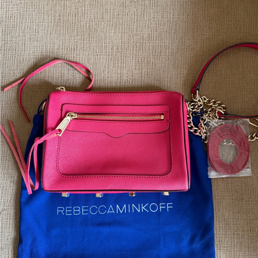 Rebecca Minkoff Black Crossbody Bag with Chain Strap (Like New)
